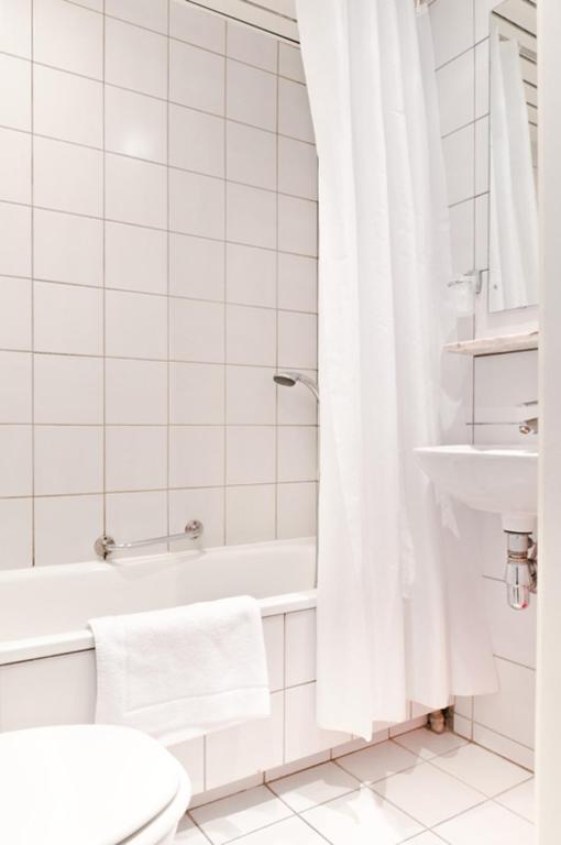 Hotel Queen Anne - Resim 11