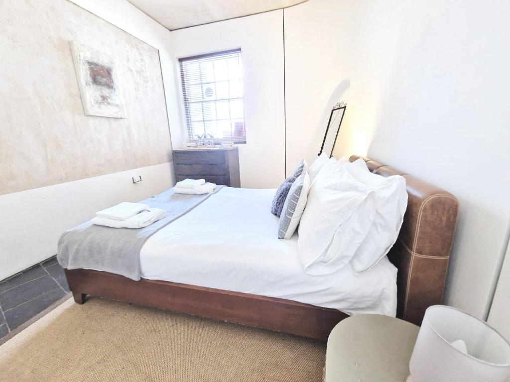 Postel nebo postele na pokoji v ubytování 1 bedroom flat in Kings Cross
