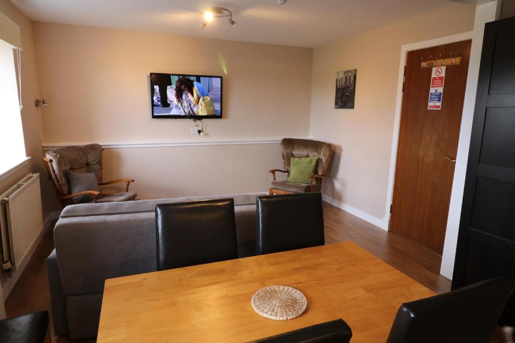 Blairmains Guest House - Two-Bedroom Apartment