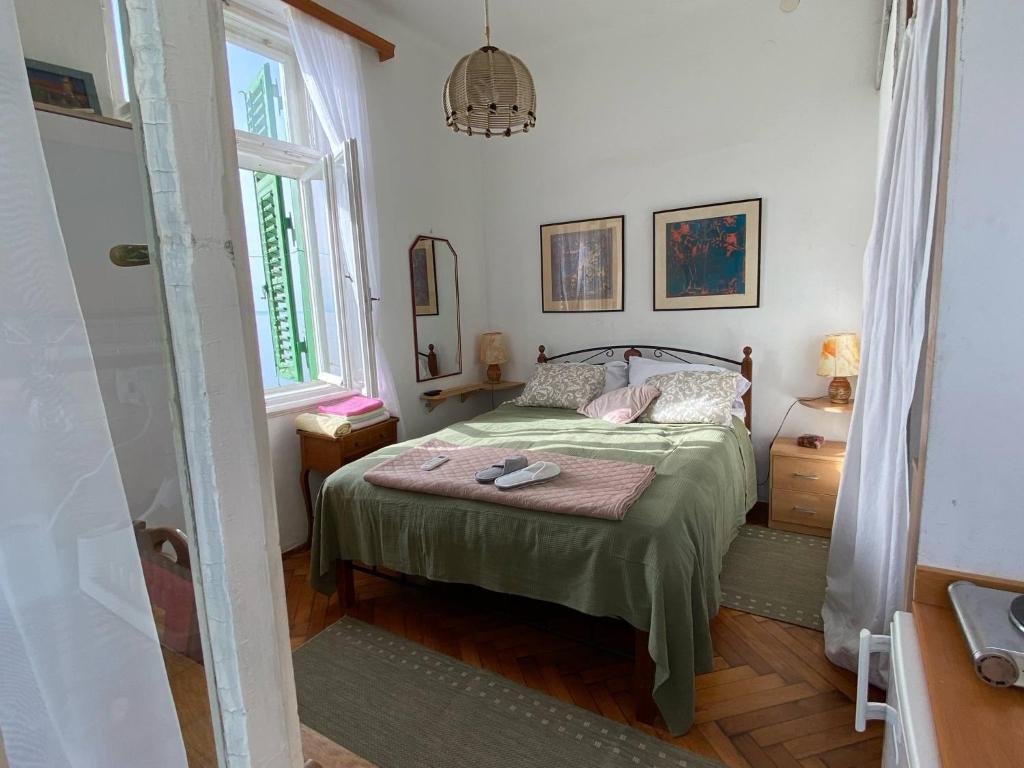 Ένα ή περισσότερα κρεβάτια σε δωμάτιο στο room 10 m from the sea