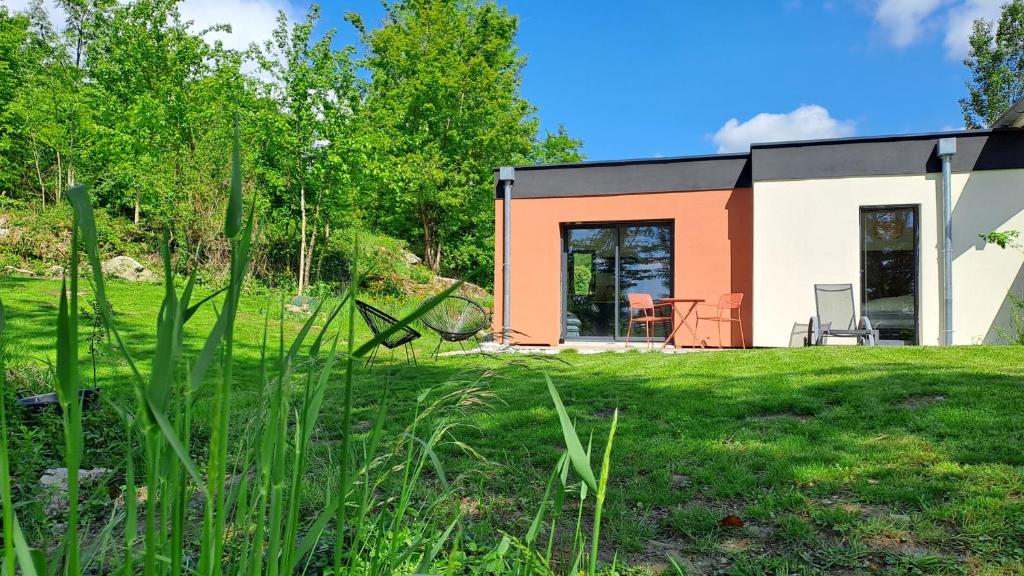 Κήπος έξω από το Logement neuf à 2 pas du lac