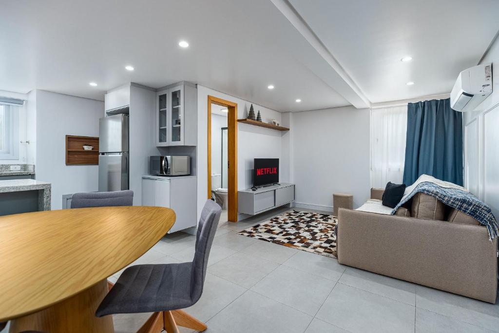 Kuchyň nebo kuchyňský kout v ubytování Ap novo no centro de Canela