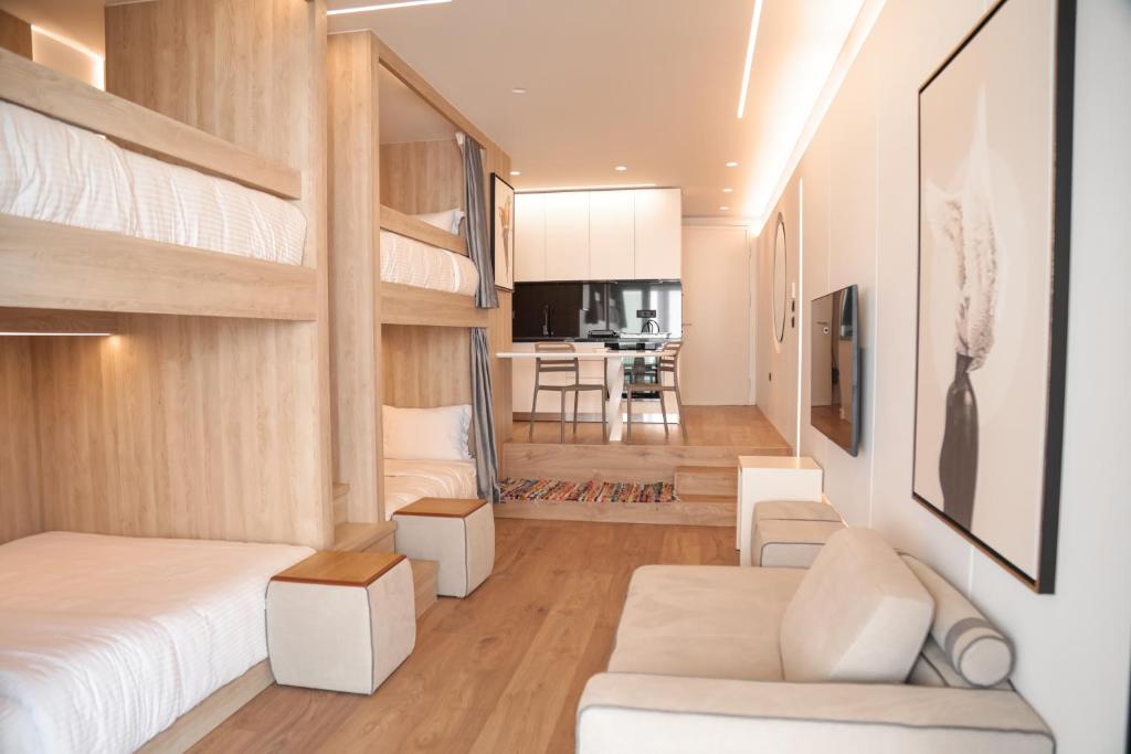 Saranda Friends Loft