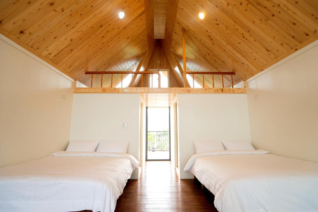 Artisan Hostel - 双工小木屋（4个成人） - 阁楼