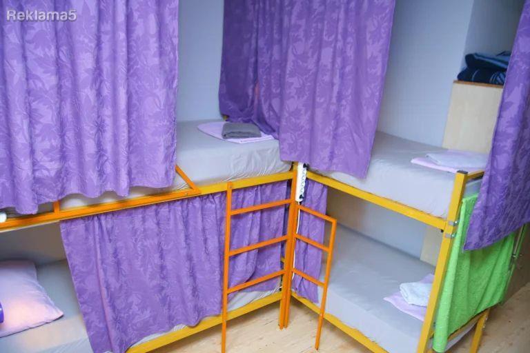 Postel nebo postele na pokoji v ubytování Shanti Hostel