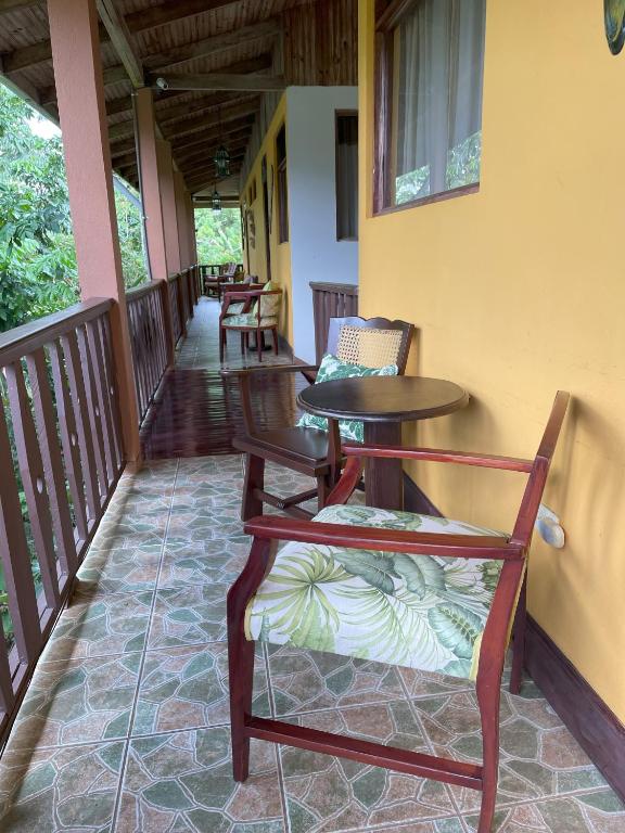 Balkón nebo terasa v ubytování Kakao Lodge & Garden Río Celeste