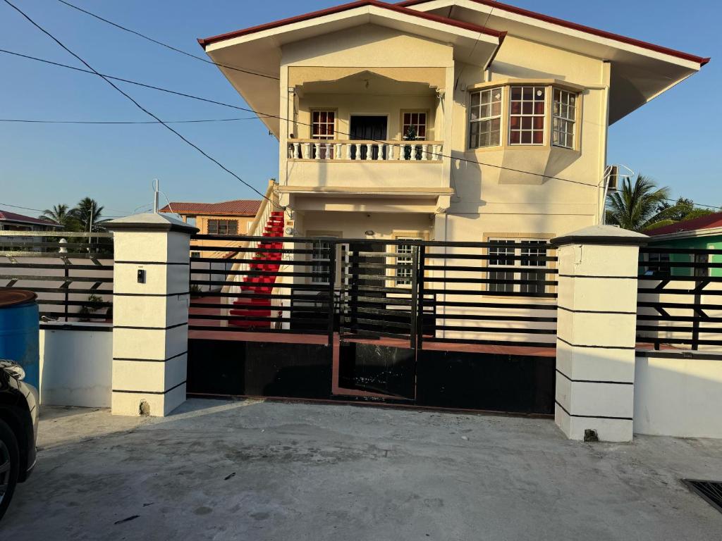 Beez Apartments 3 bedroom