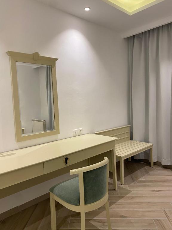 Photo de la galerie de l'établissement Suite d'Hôtel vue sur mer, à Yasmine