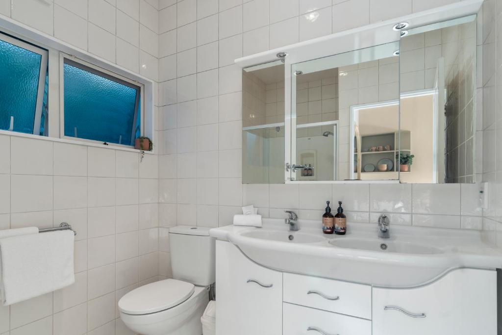 ASURE Admirals View Motel - Resim 17