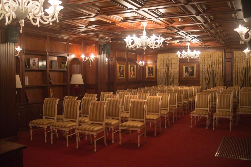 Fotografie z fotogalerie ubytování Hotel Opera v destinaci Tirana
