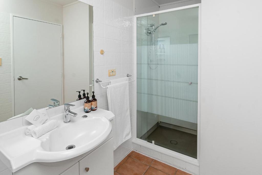 ASURE Admirals View Motel - Resim 8