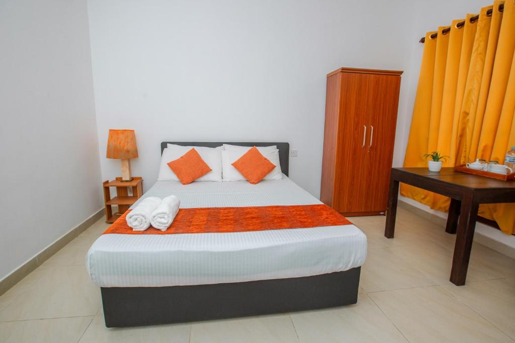 Postel nebo postele na pokoji v ubytování The Regency Villa by Escape Essence