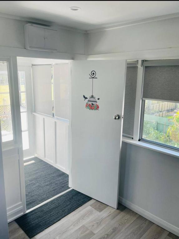 Giggly Nest - Resim 11