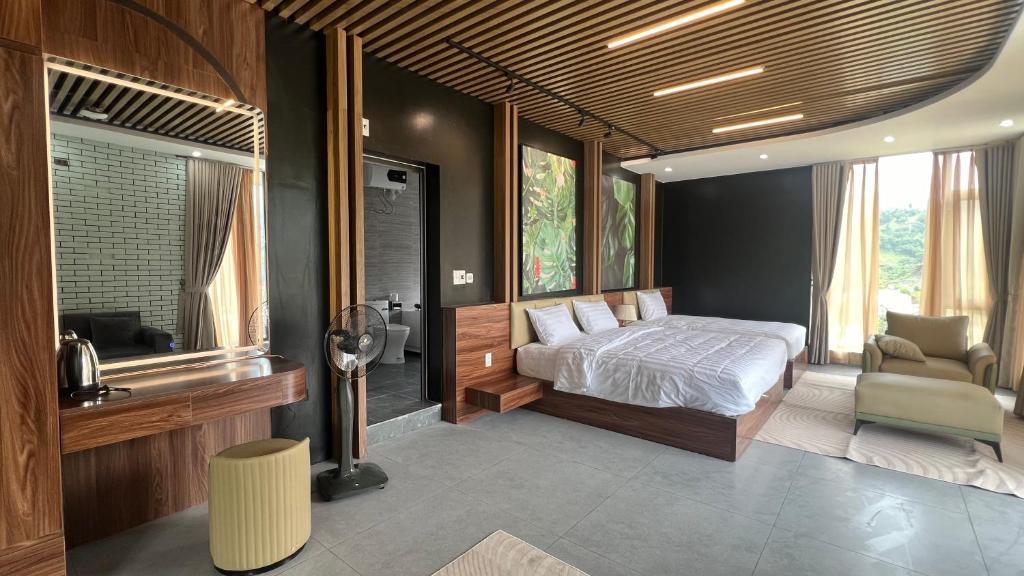 Giường trong phòng chung tại Lotus Premium Lodge - Lotus Group Tours