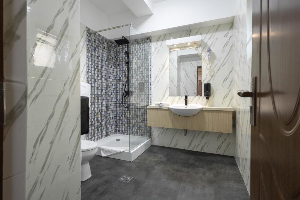 Apart Hotel Bonjour Cluj - Resim 3