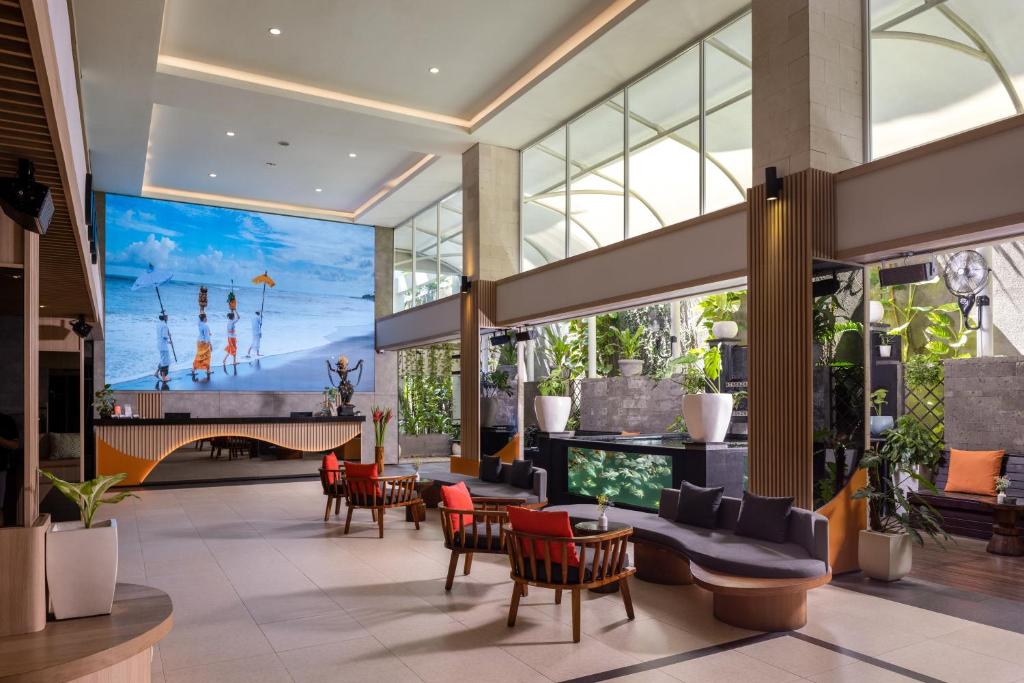 TV a/nebo společenská místnost v ubytování J4 Hotels Legian