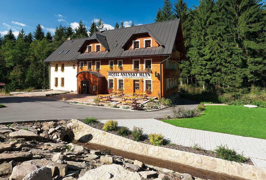 Fotografie z fotogalerie ubytování Hotel Anenský mlýn v destinaci Říčky