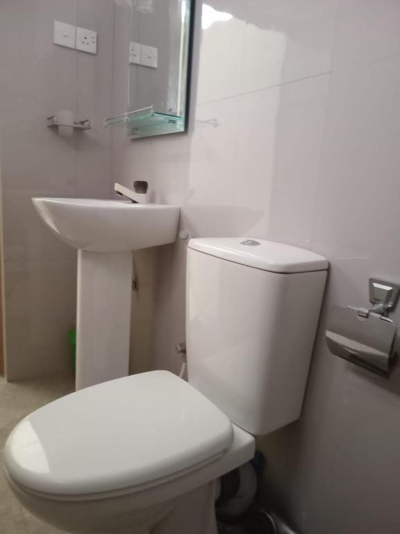 Koupelna v ubytování Ajanthas' Homestay
