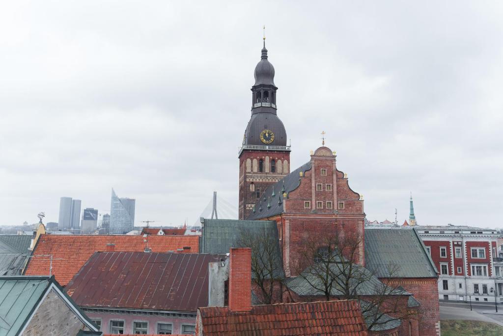 Nespecifikovaný výhled na destinaci Riga nebo výhled na město při pohledu z hotelu