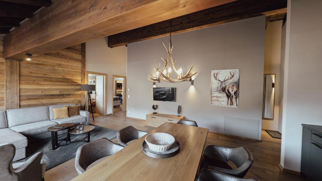 AlpenParks Hotel & Apartment Arlberg Warth mit Pool - 14