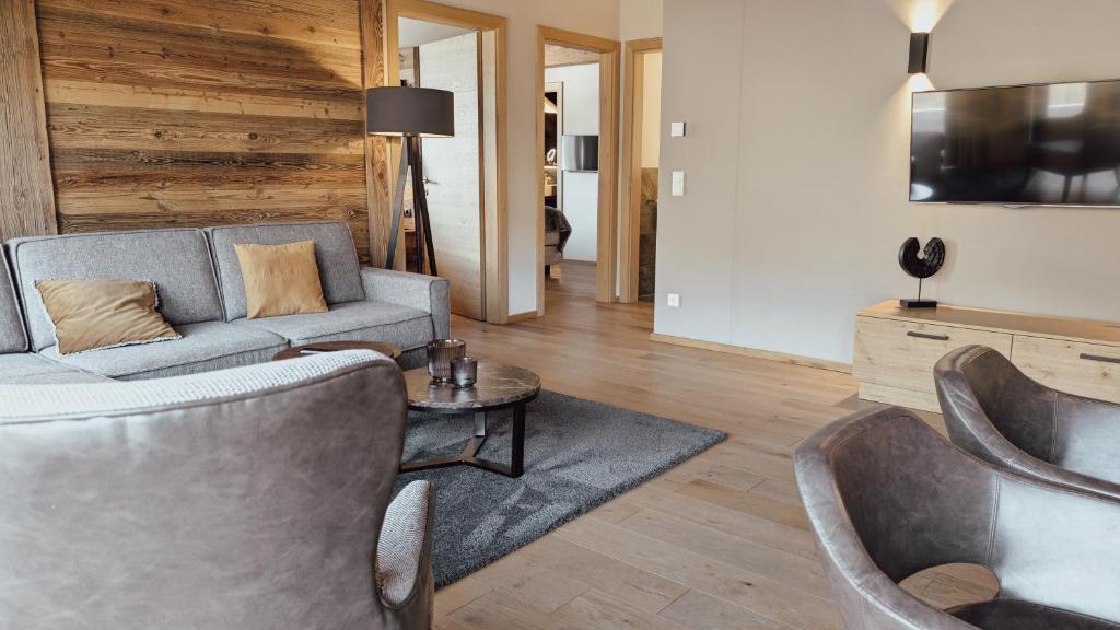 AlpenParks Hotel & Apartment Arlberg Warth mit Pool - 16