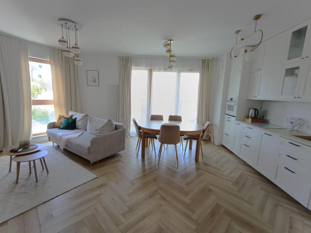 Kuchyňa alebo kuchynka v ubytovaní Gdańsk Porto Apartments