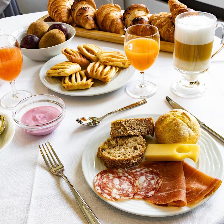 Cibo presso l'hotel o nelle vicinanze