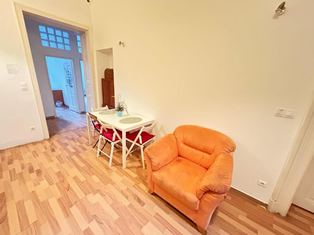 Posezení v ubytování Ligeti Ruin Hostel