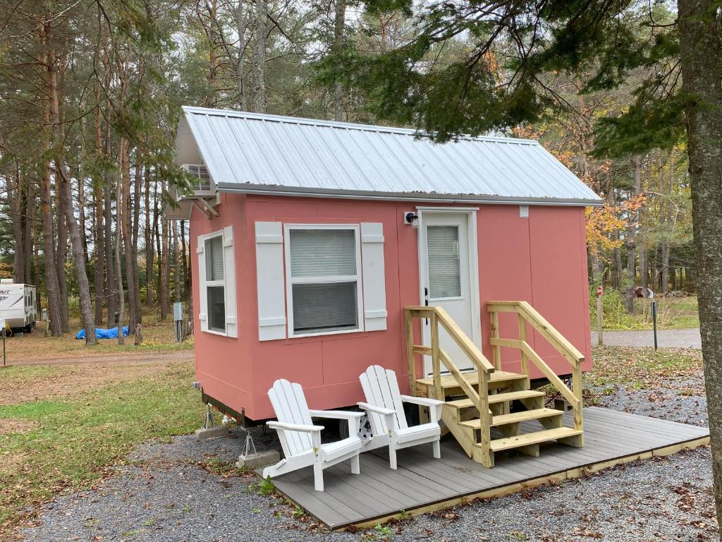 Kayuta Lake Campground and Marina - Bungalow