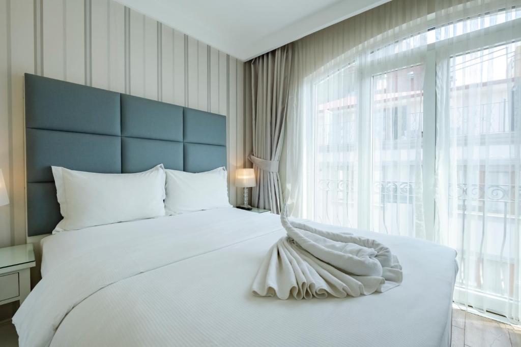 Ten Rooms Istanbul Hotel - 3