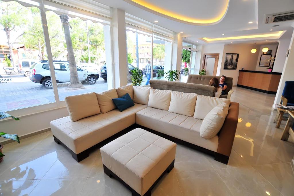 Yeniceri City Hotel