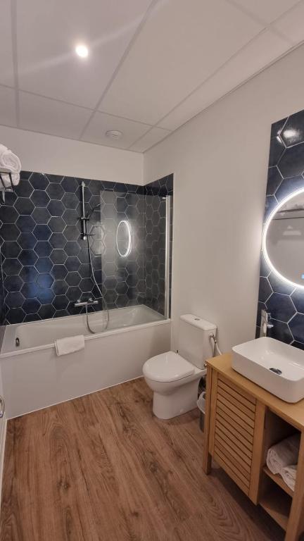 Charlie's Hôtel Cannes - Resim 38