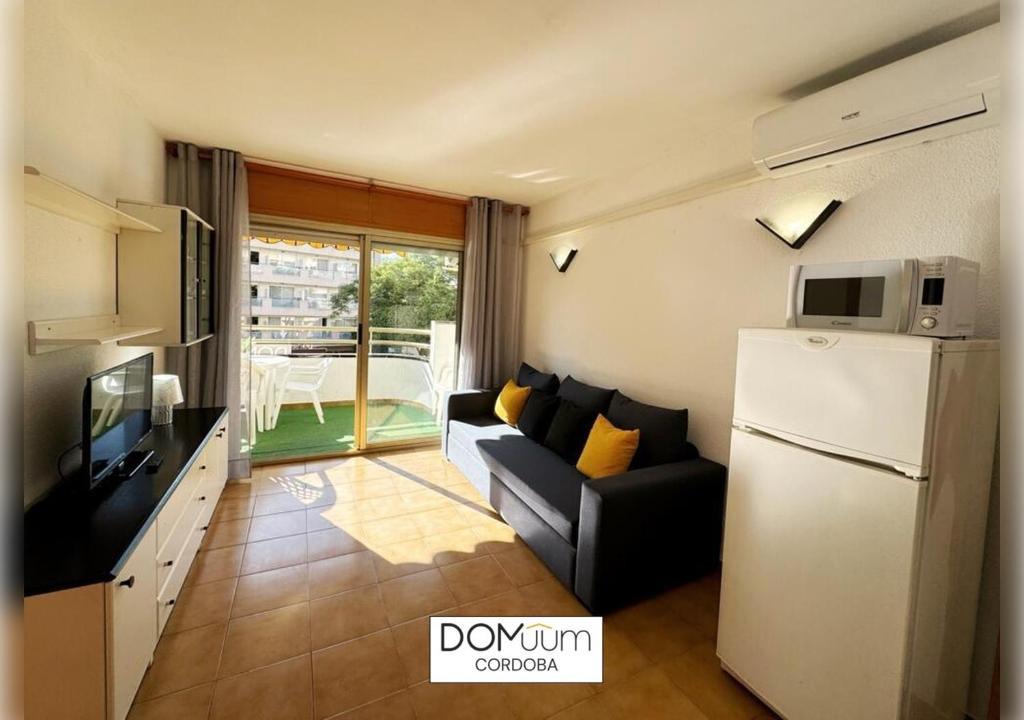 Kuchyňa alebo kuchynka v ubytovaní DOMuum Holidays - CORDOBA Apartments