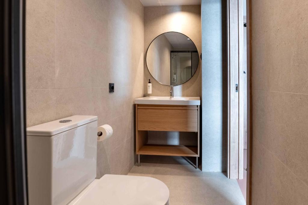 easyHotel Madrid Alcala - Resim 17