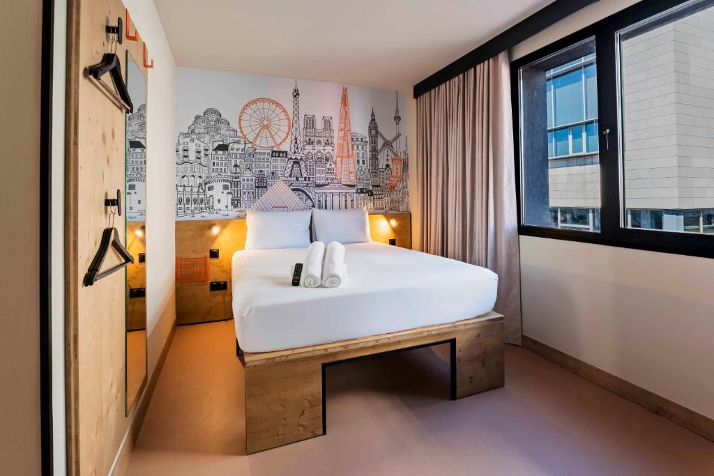 easyHotel Madrid Alcala - Resim 19