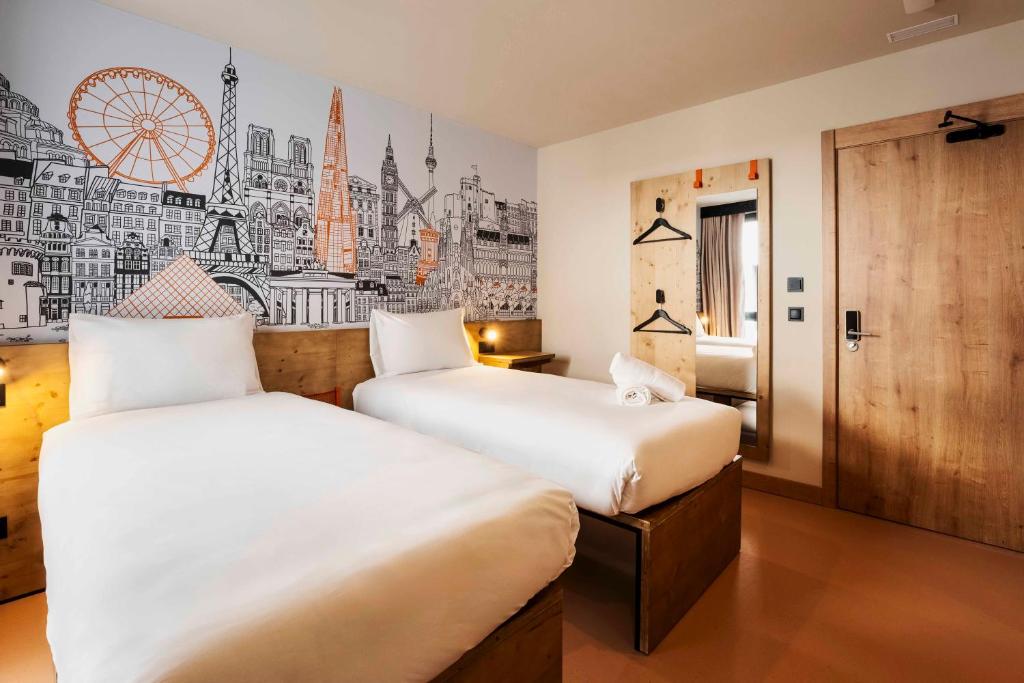 easyHotel Madrid Alcala - Resim 10