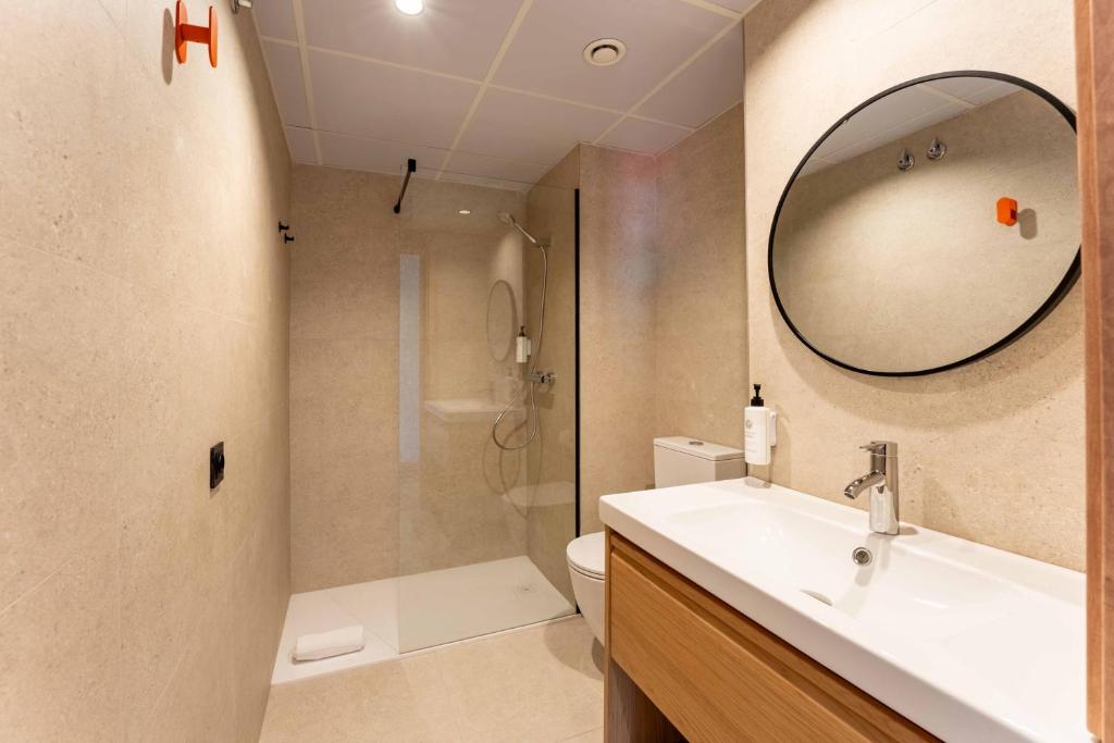 easyHotel Madrid Alcala - Resim 24