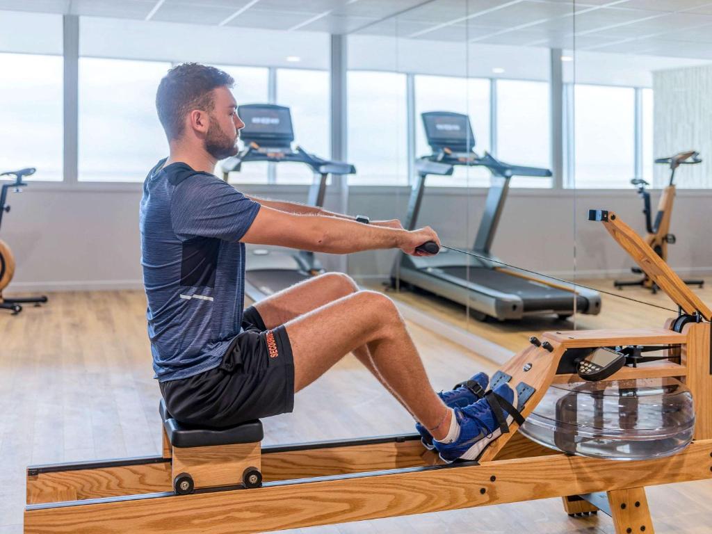Fitness centrum a/nebo fitness zařízení v ubytování Novotel Thalassa Le Touquet