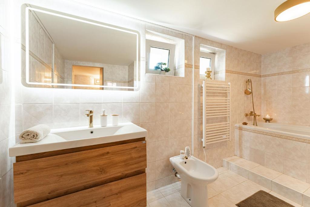 Koupelna v ubytování Resort Červený dvůr