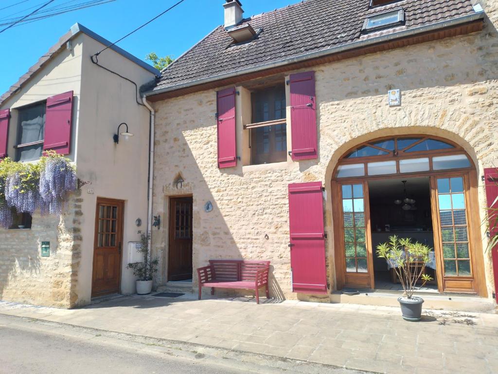 Photo de la galerie de l'établissement Chez Jean Louis et Annie, à Fontenay-près-Vézelay
