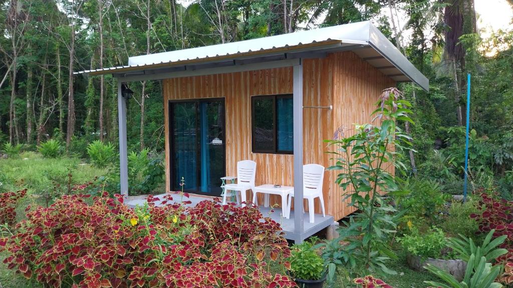 Сад в AiOonHomestay Single room
