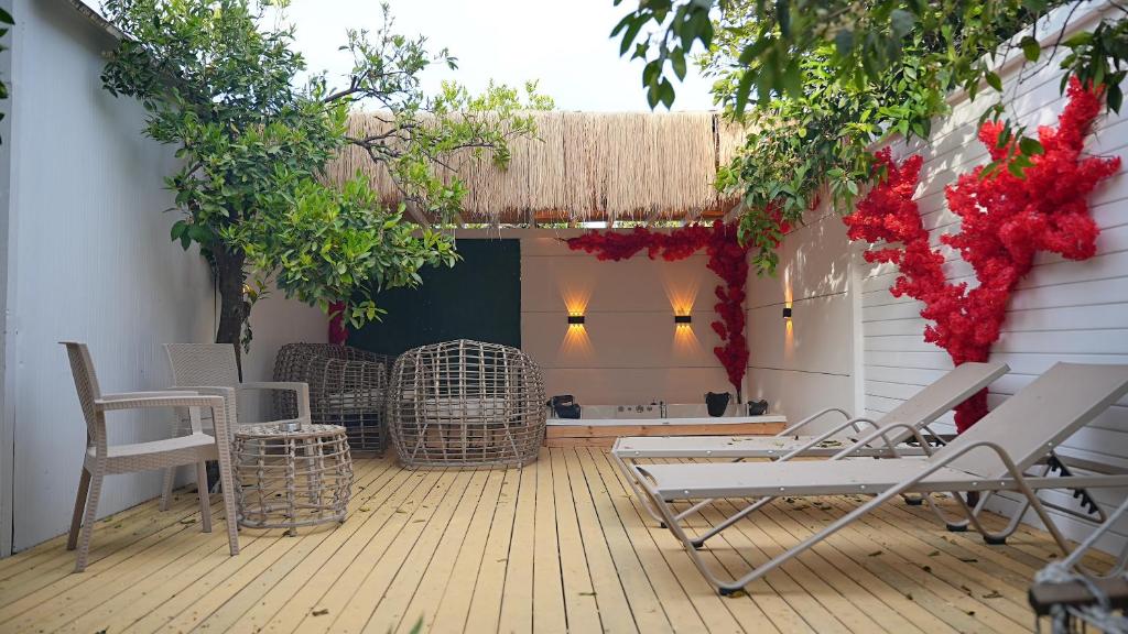 Collesium Garden - Vierpersoonskamer Met Uitzicht Op De Tuin