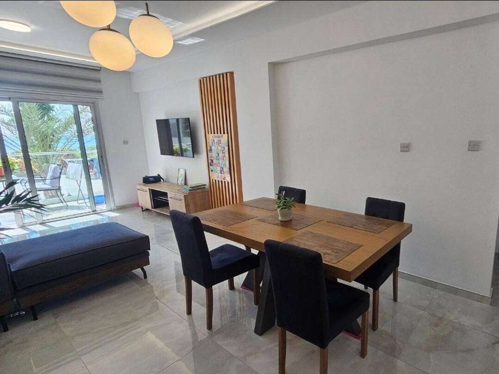 Sea Breeze 3 Bed Frontline Flat