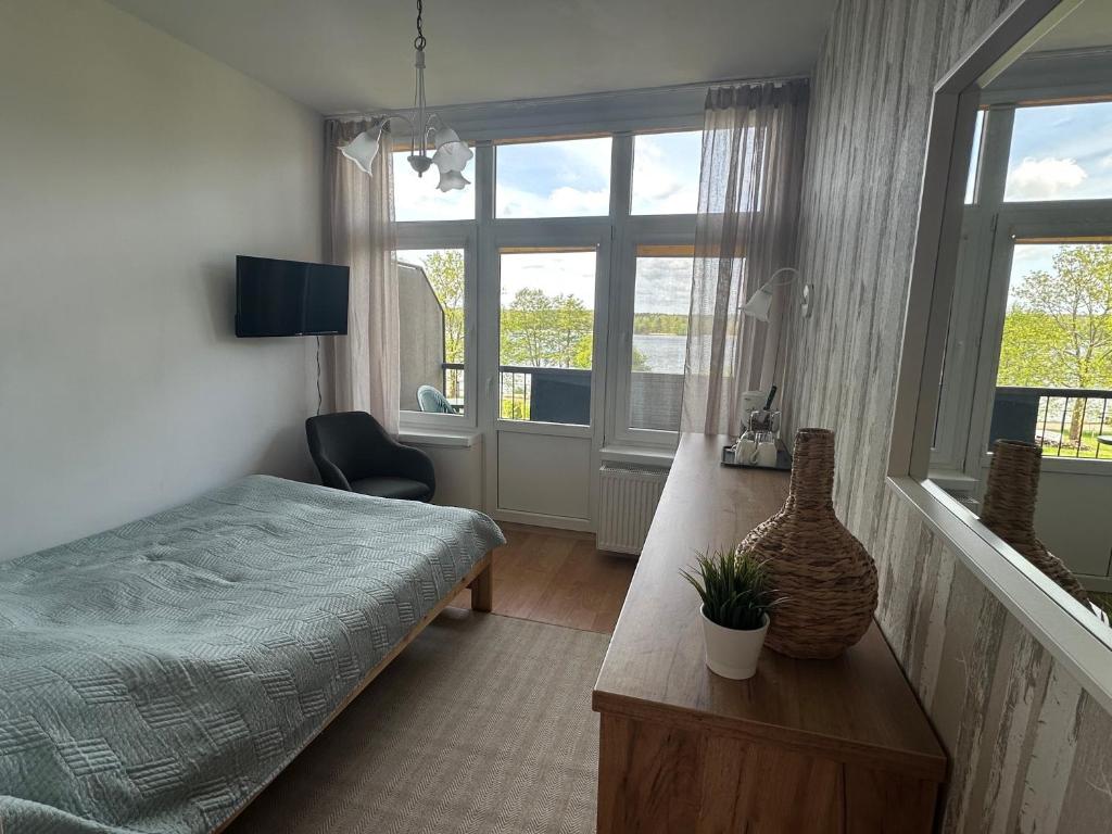 KAMERALNY przy promenadzie - pokoje - Habitación Doble Con Vista Al Lago