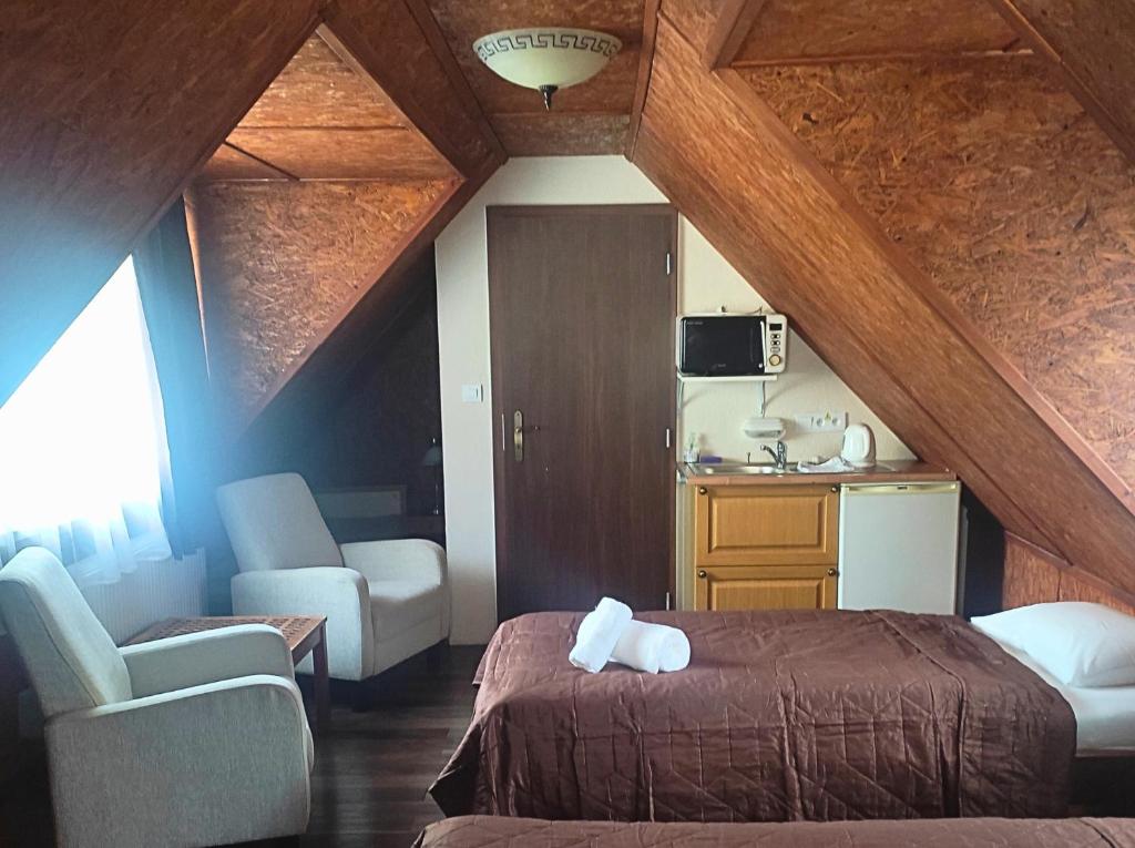 Apartments Prestige VILLA IVICA with daily reception, pool & spa, restaurant - 