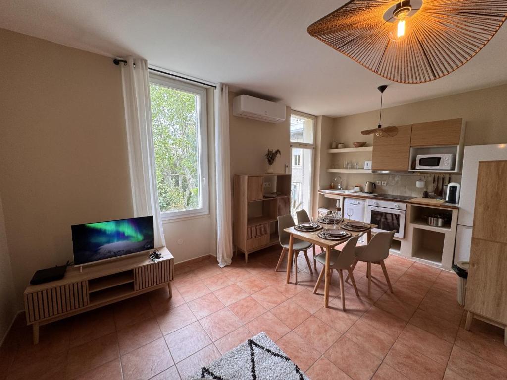 l Espérandieu Longchamp - Resim 25