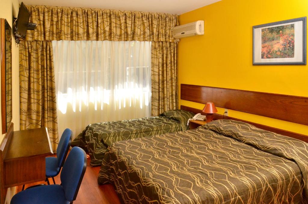 Hotel Hispano - Habitación Triple Estándar