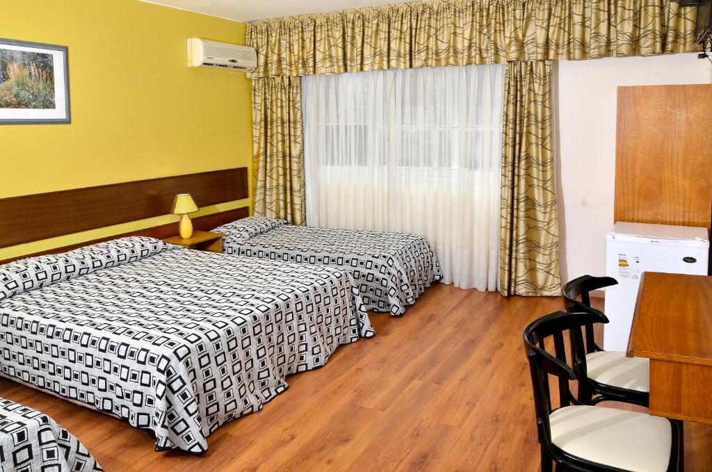 Hotel Hispano - Habitación Cuádruple Estándar