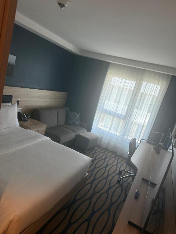 Hampton By Hilton Frankfurt Airport - Resim 27