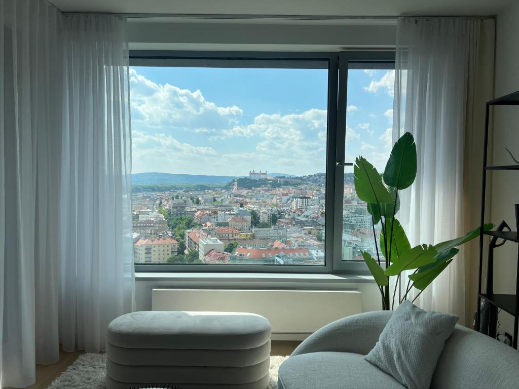 Χώρος καθιστικού στο AH Sky park 3D - 20th Floor sunset views - parking